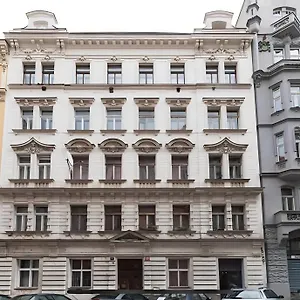 dream-apartments.praguehotelsweb.com/