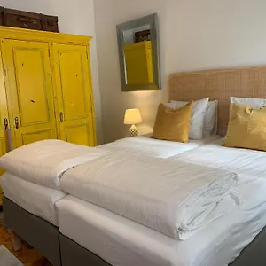 beautiful-private-room-next-to-lisbon-new.hotels-lisbon-portugal.com/